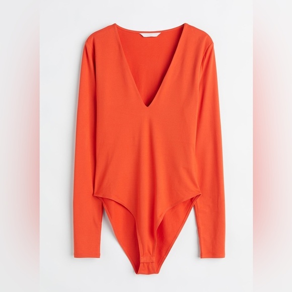 H&M - Orange V Neck Long Sleeve Soft Snap Closure Bodysuit Size Small - Picture 1 of 10
